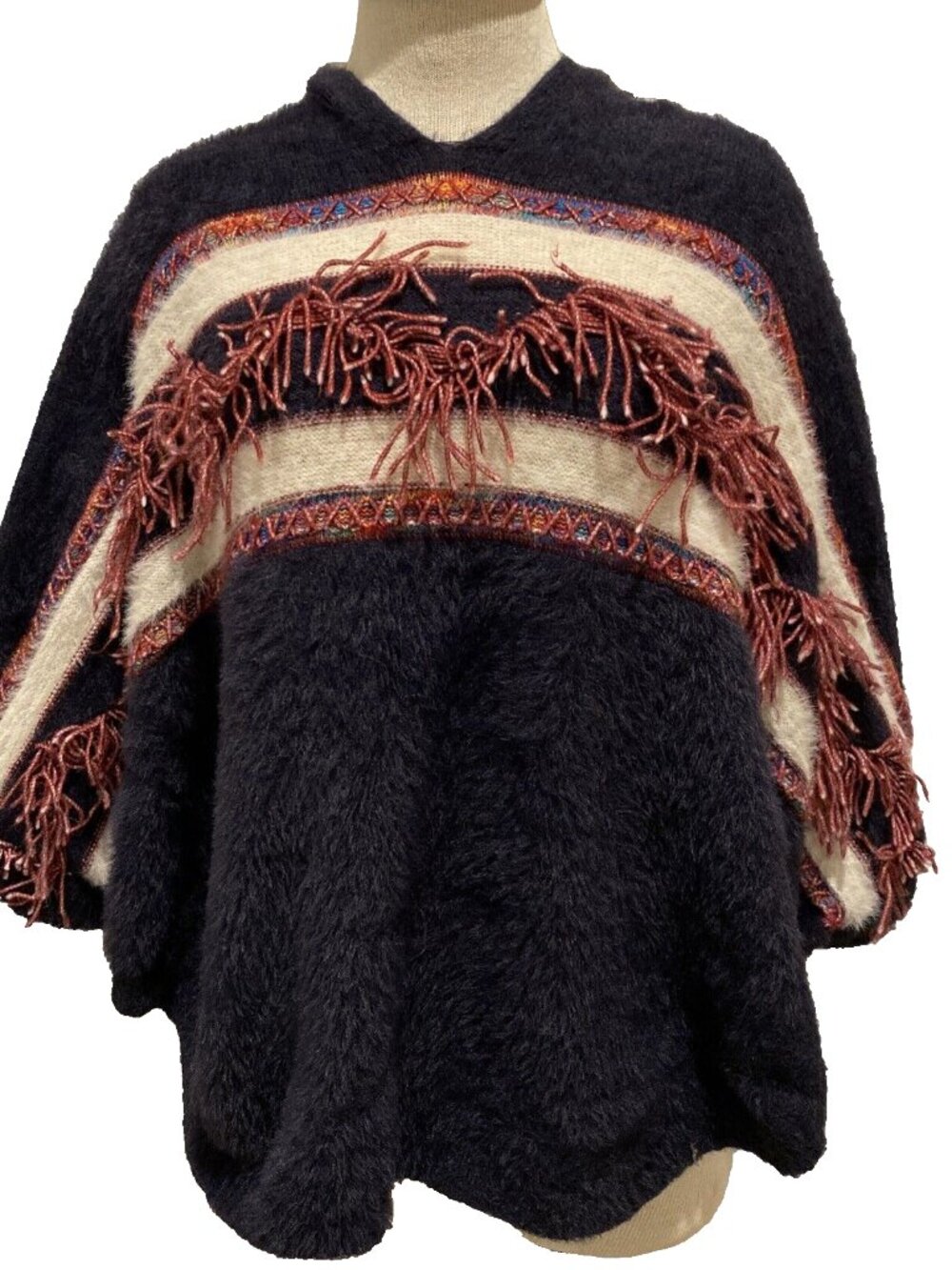 Francesca's Boutique Women's Hooded Shawl Southwestern Fringed 77916 One Size